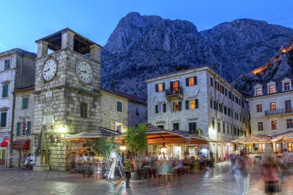 Apartments Kaleta Kotor Exteriör bild
